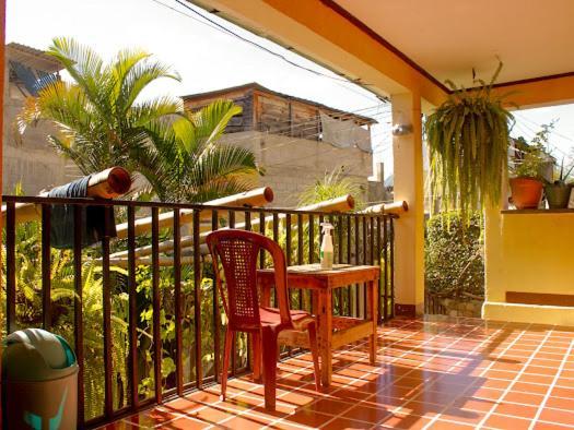 Hospedaje Eli Panajachel Exterior foto